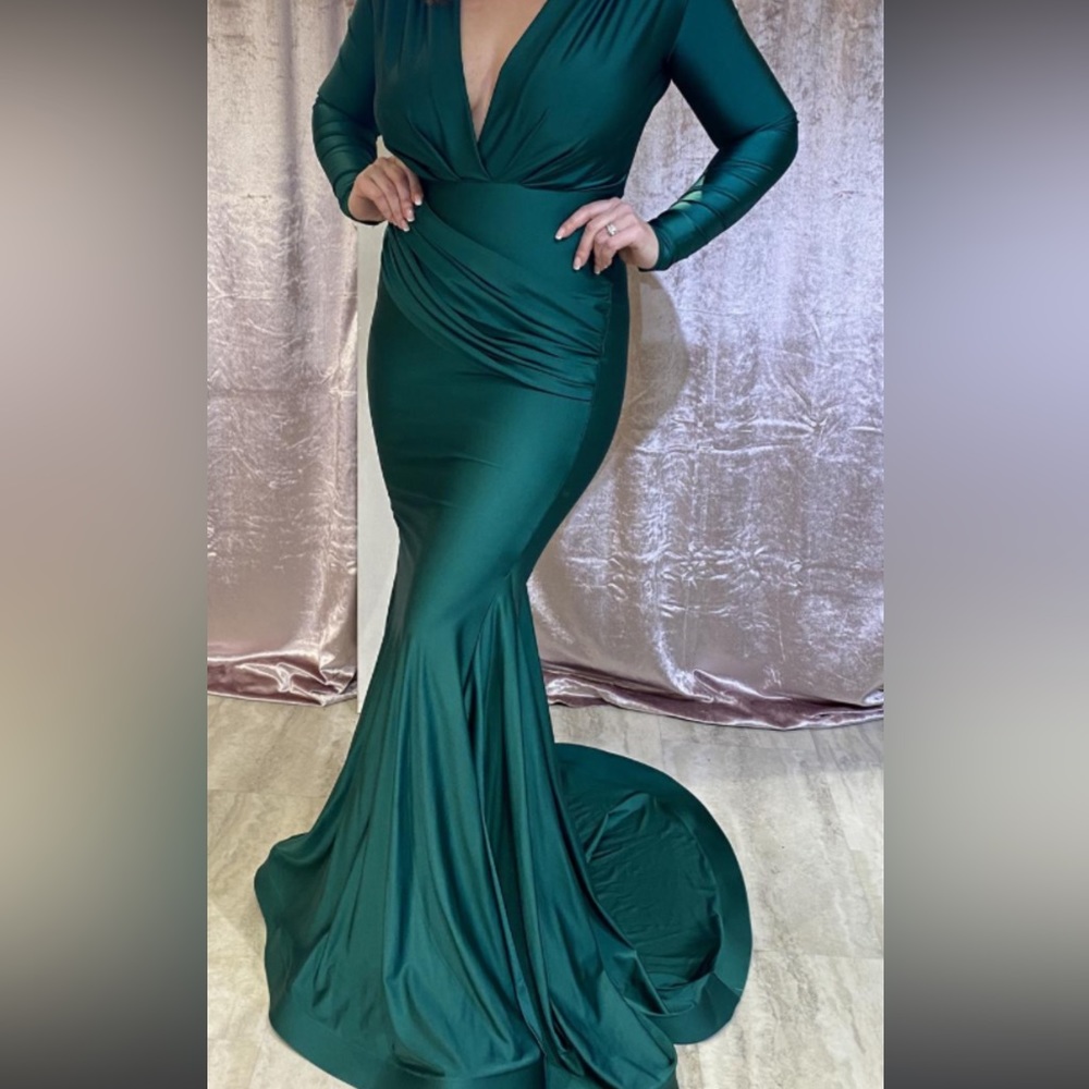 Jessica Angel Size M emerald green side sash dress
